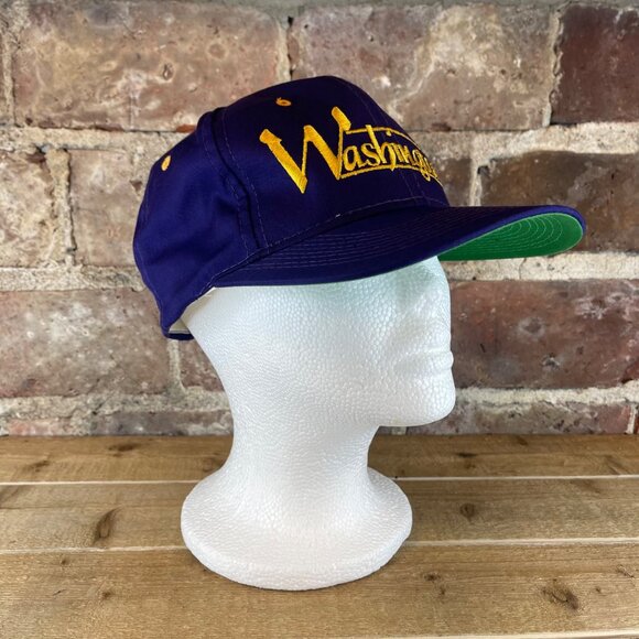 Vintage Washington University Huskies Snap Back Purple Hat - Picture 2 of 9
